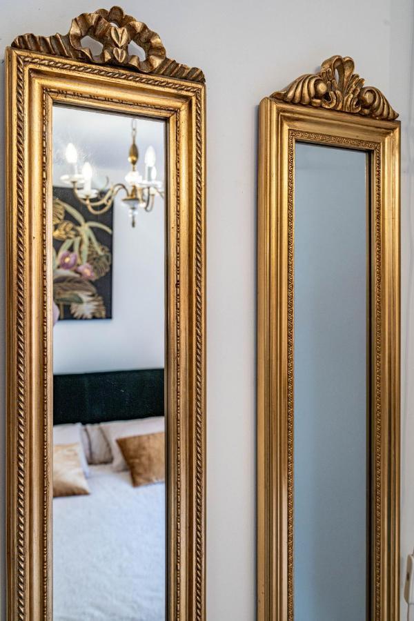 Appartamento Central Luxury Flat With Free Parking Valenza Esterno foto